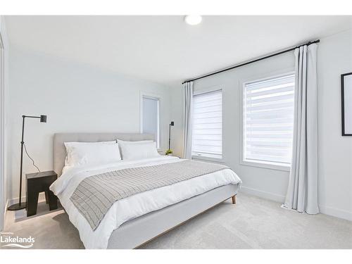 15 Winter Crescent, Collingwood, ON - Indoor Photo Showing Bedroom