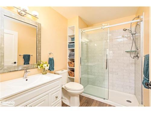 272 Sykes Street S, Meaford, ON - Indoor Photo Showing Bathroom