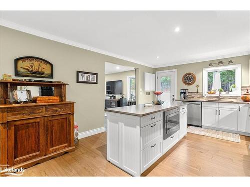 1074 Chelsea Lane, Algonquin Highlands, ON - Indoor Photo Showing Kitchen