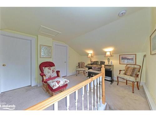 2964 12/13 Sunnidale Sideroad S, New Lowell, ON - Indoor Photo Showing Other Room