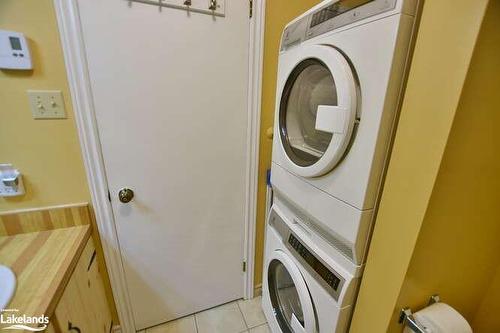 171 Escarpment Crescent, Collingwood, ON - Indoor Photo Showing Laundry Room