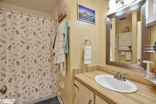 171 Escarpment Crescent, Collingwood, ON - Indoor Photo Showing Bathroom
