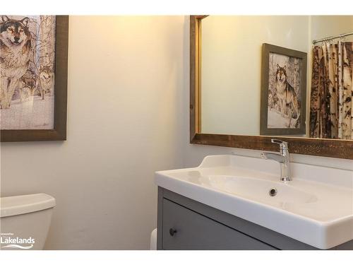 156 Escarpment Crescent, Collingwood, ON - Indoor Photo Showing Bathroom