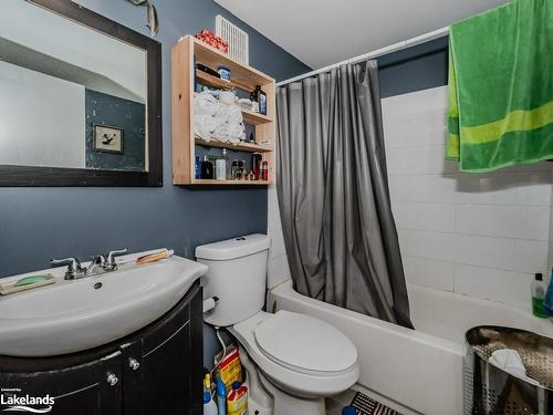 120 David Street, Gravenhurst, ON - Indoor Photo Showing Bathroom