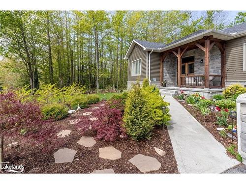 32 Pinecone Avenue, Tiny, ON - Outdoor With Deck Patio Veranda