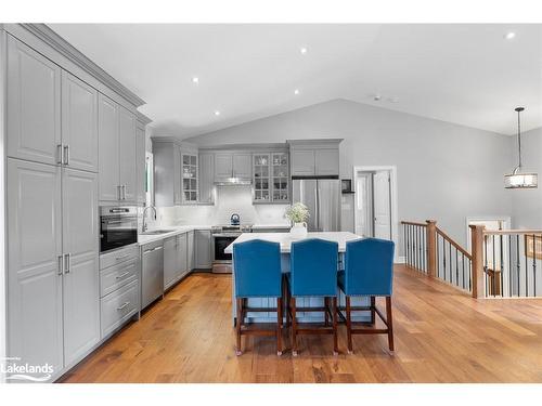 32 Pinecone Avenue, Tiny, ON - Indoor Photo Showing Kitchen