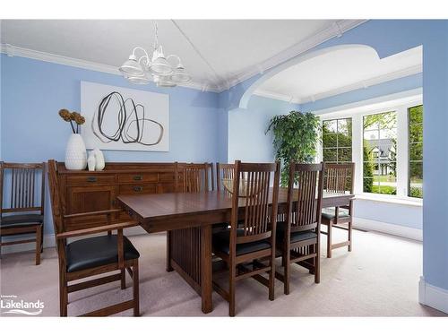 15 Mount View Court, Collingwood, ON - Indoor Photo Showing Dining Room