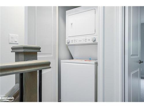 76 Winters Crescent, Collingwood, ON - Indoor Photo Showing Laundry Room