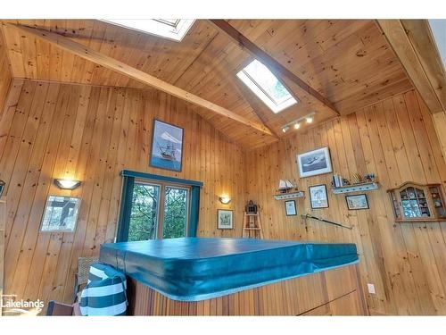 1 Gb466 Island, Parry Sound, ON - Indoor Photo Showing Other Room