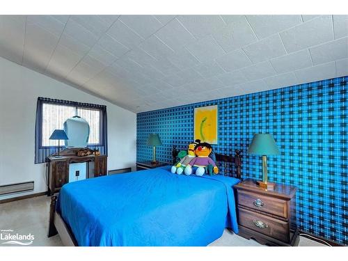 1 Gb466 Island, Parry Sound, ON - Indoor Photo Showing Bedroom