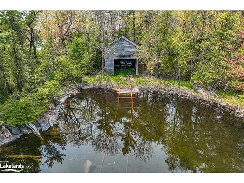 1 Gb466 Island, Parry Sound, ON - Outdoor With Body Of Water
