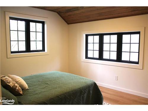 204 Wurm Road, Magnetawan, ON - Indoor Photo Showing Bathroom