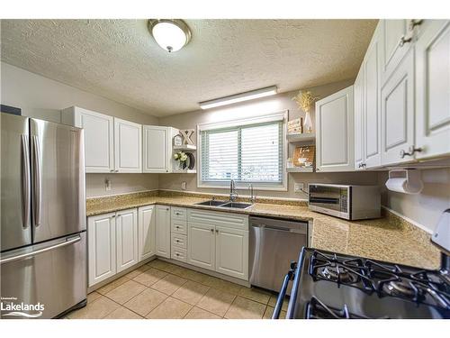 2A Wallis Street, Oro-Medonte, ON - Indoor Photo Showing Kitchen With Double Sink