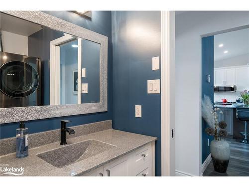 447 Oxbow Crescent, Collingwood, ON - Indoor Photo Showing Bathroom