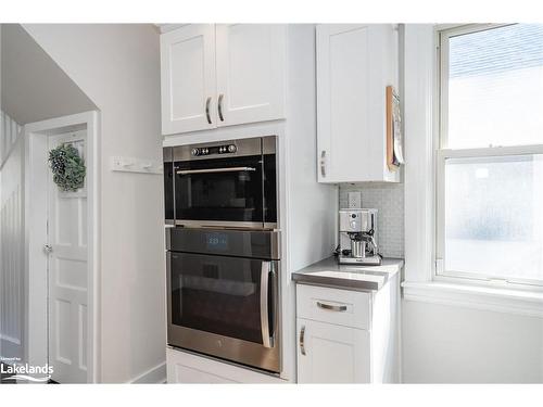 387 Yonge Street, Midland, ON - Indoor Photo Showing Kitchen With Double Sink With Upgraded Kitchen