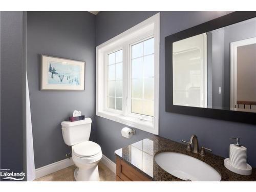 9 Limestone Lane, Thornbury, ON - Indoor Photo Showing Bathroom