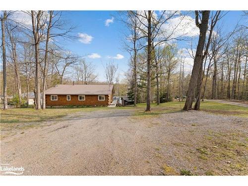 45 Carfrae Court, Bancroft, ON - Outdoor