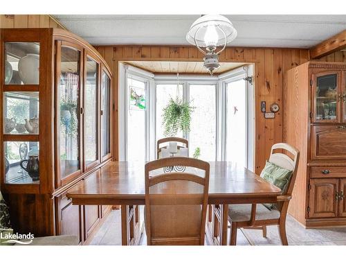 399 Otter Lake Road, Huntsville, ON - Indoor Photo Showing Dining Room