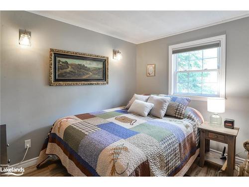 399 Otter Lake Road, Huntsville, ON - Indoor Photo Showing Bedroom