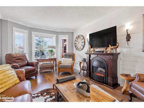 467 Shewfelt Crescent, Midland, ON - Indoor Photo Showing Living Room With Fireplace