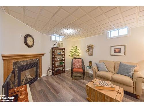 3196 Monarch Drive, Orillia, ON - Indoor Photo Showing Living Room With Fireplace