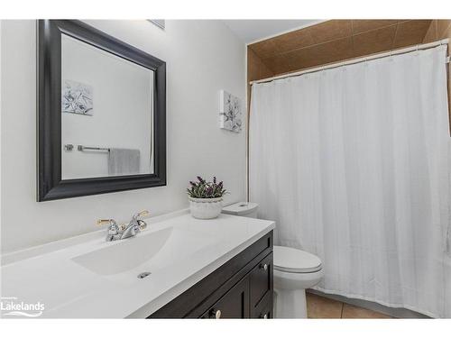 1-1514 Upper Middle Road, Burlington, ON - Indoor Photo Showing Bathroom