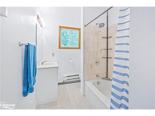 1181 Sherwood Forest Road, Bracebridge, ON - Indoor Photo Showing Bathroom