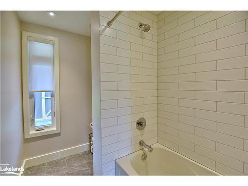 7-106 Alpine Springs Court, The Blue Mountains, ON - Indoor Photo Showing Bathroom