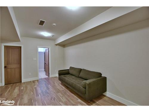 7-106 Alpine Springs Court, The Blue Mountains, ON - Indoor Photo Showing Bedroom