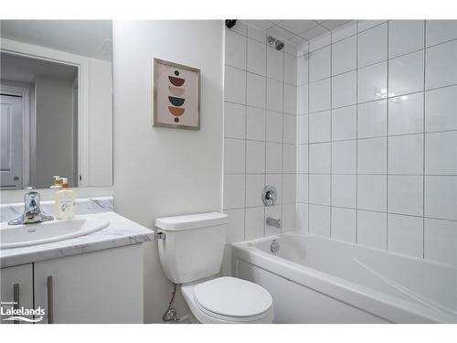 3-35 Dawson Drive, Collingwood, ON - Indoor Photo Showing Bathroom