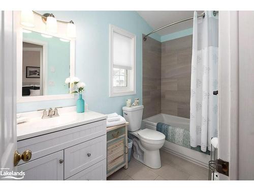11-83 Victoria Street, Meaford, ON - Indoor Photo Showing Bathroom