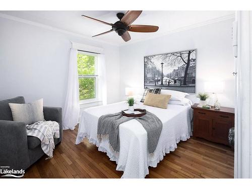 56 Bridge Street, Meaford, ON - Indoor Photo Showing Bedroom