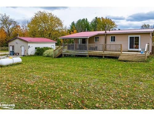 587317 9Th Side Road, The Blue Mountains, ON - Outdoor With Deck Patio Veranda