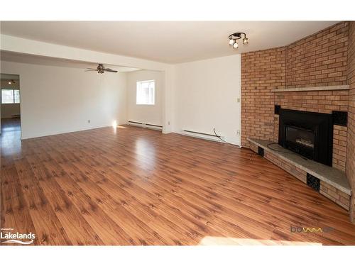 98 Main Street, Sundridge, ON - Indoor Photo Showing Living Room With Fireplace