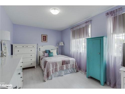 806 Coral Springs Lane, Midland, ON - Indoor Photo Showing Bedroom