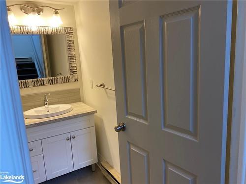 395 Mariners Way, Collingwood, ON - Indoor Photo Showing Bathroom