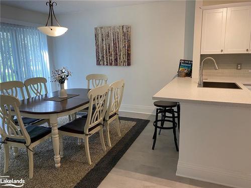 395 Mariners Way, Collingwood, ON - Indoor Photo Showing Kitchen With Upgraded Kitchen