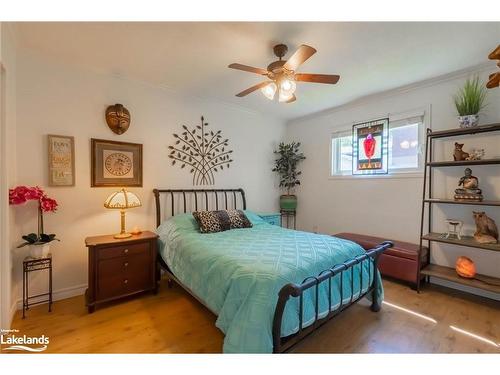 11 Meadow Park Drive, Huntsville, ON - Indoor Photo Showing Bedroom