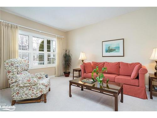 11 Mair Mills Drive, Collingwood, ON - Indoor Photo Showing Living Room