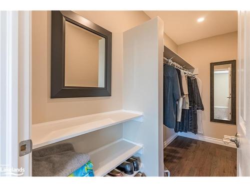 15 Lankin Avenue, Bracebridge, ON - Indoor Photo Showing Bathroom