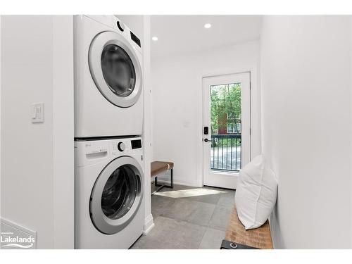 1017 White Pine Road, Dwight, ON - Indoor Photo Showing Laundry Room