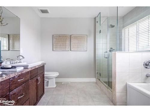 74 Lockerbie Crescent, Collingwood, ON - Indoor Photo Showing Bathroom