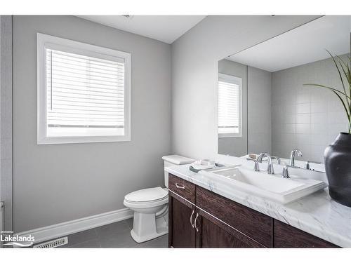 74 Lockerbie Crescent, Collingwood, ON - Indoor Photo Showing Bathroom