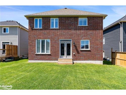 74 Lockerbie Crescent, Collingwood, ON - Outdoor With Exterior