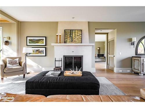 717380 1St Line E, Mulmur, ON - Indoor Photo Showing Living Room