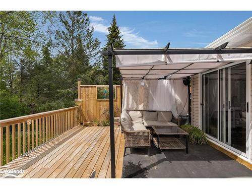 47 Caribou Trail, Wasaga Beach, ON - Outdoor With Deck Patio Veranda With Exterior