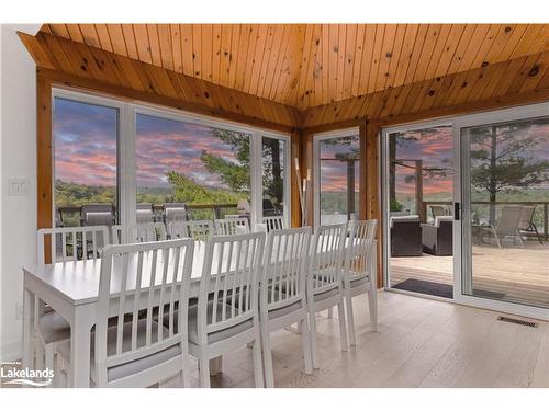 1221 Osborne Point Road, Dwight, ON - Indoor Photo Showing Dining Room