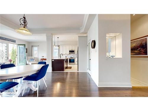 58 Hughes Street, Collingwood, ON - Indoor Photo Showing Dining Room