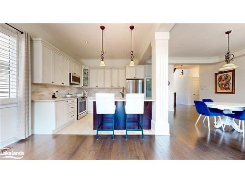 58 Hughes Street, Collingwood, ON - Indoor Photo Showing Kitchen