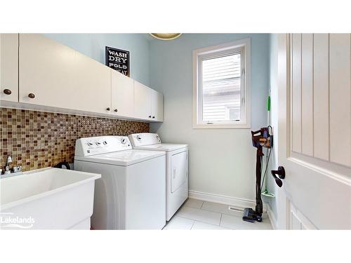 58 Hughes Street, Collingwood, ON - Indoor Photo Showing Laundry Room
